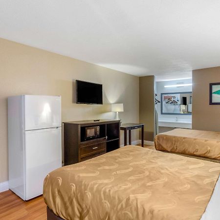 Quality Inn And Suites Port Arthur Nederland ภายนอก รูปภาพ