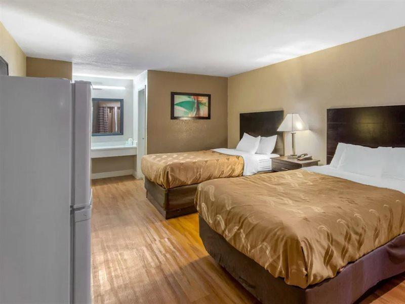 Quality Inn And Suites Port Arthur Nederland ภายนอก รูปภาพ