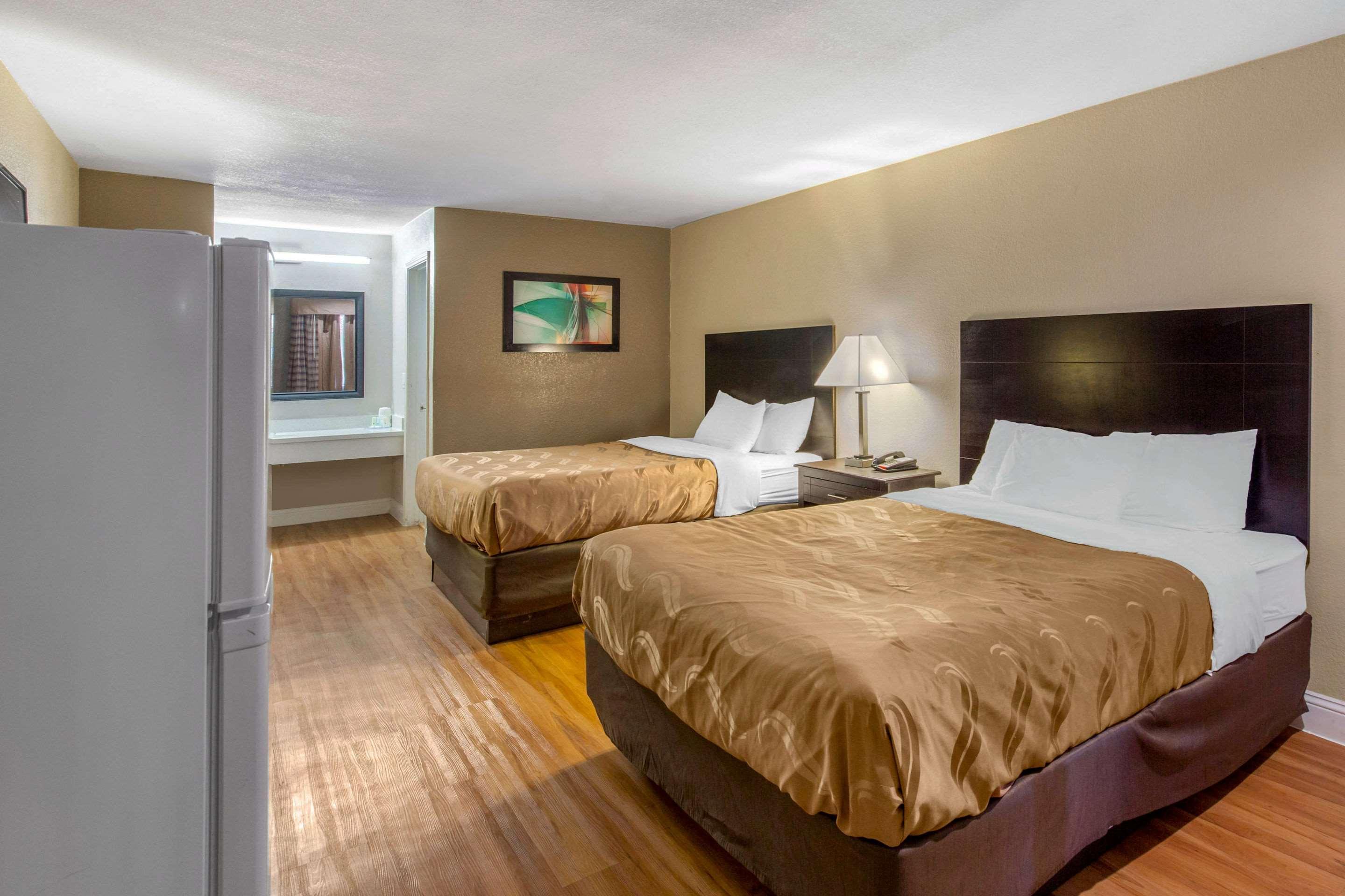 Quality Inn And Suites Port Arthur Nederland ภายนอก รูปภาพ