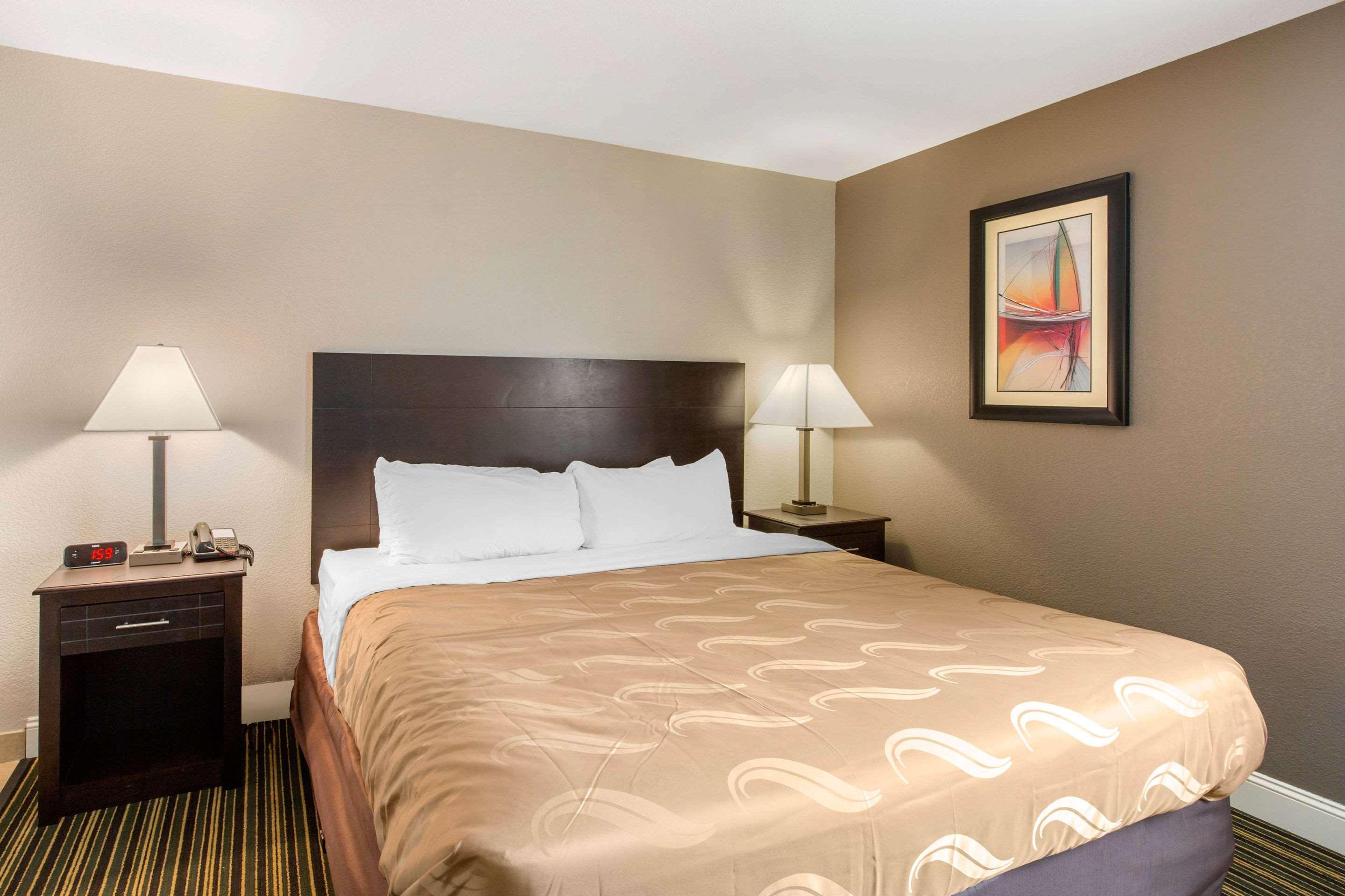 Quality Inn And Suites Port Arthur Nederland ภายนอก รูปภาพ