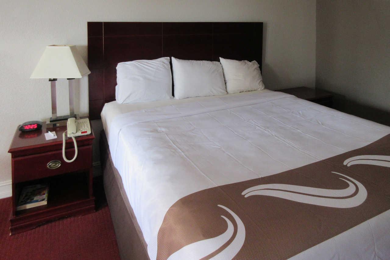 Quality Inn And Suites Port Arthur Nederland ภายนอก รูปภาพ