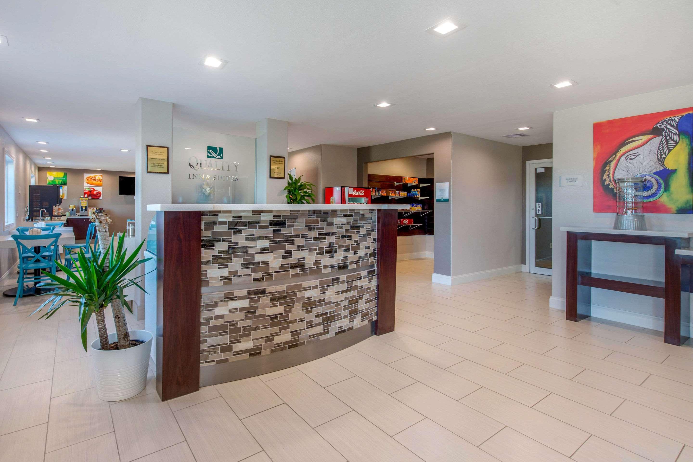 Quality Inn And Suites Port Arthur Nederland ภายนอก รูปภาพ